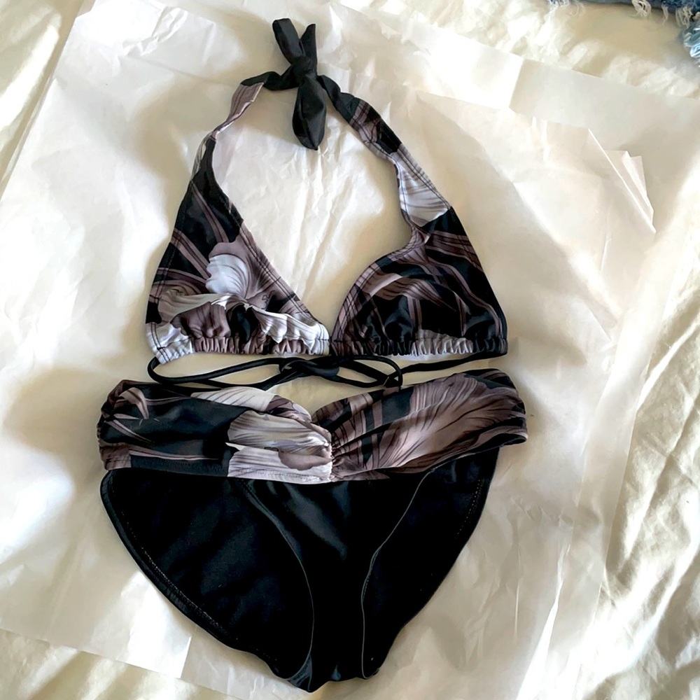 Bikini